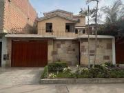 CASA AMPLIA EN ALQUILER PARA EMPRESAS