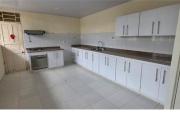 CASA AMPLIA EN ARRIENDO B/ LA GRANJA