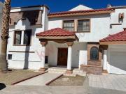 Casa amplia en Calle Primavera. Gomez Morin Juárez Chih
