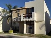 CASA AMPLIA EN Cumbres del lago 3