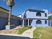 Casa amplia en excelente ubicación