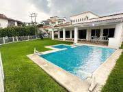 CASA AMPLIA EN FRACC. LOMAS DE COCOYOC