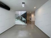 CASA AMPLIA EN FRACCIONAMIENTO EL VERGEL EN RENTA