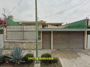 ¡Casa amplia en Jardines de la Florida, Naucalpan!