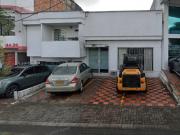 Se Vende Casa amplia en Pereira – en la av 30 de agosto