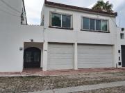 CASA AMPLIA EN RENTA EN EL FRACCIONAMIENTO LAS BRUJAS