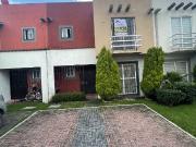 Casa amplia en un entorno seguro y comodo