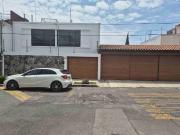 Casa Amplia en venta en Bellavista