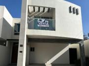 Casa amplia en Venta Norte de Saltillo