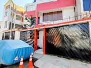 Casa Amplia + Espacios para Renta – En Urbanización...