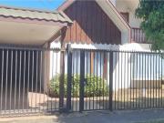 Casa amplia excelente ubicación