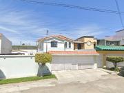 Casa Amplia y bien ubicada cerca de la Plaza de Toros...