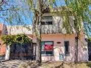 CASA AMPLIA Y CON PISCINA barrio Villa Club