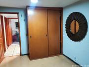 Casa ampliada en zona residencial