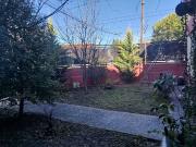 CASA AMPLIO JARDIN Y COCHERA EXCELENTE UBICACION