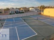 Casa amueblada, 3 recamaras, 3.5 baños cerca de Wallmart...