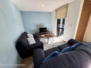 Casa amueblada, 3 recamaras, cuarto de servicio. VENTA...