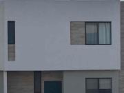 casa nueva con alberca