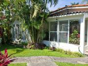 Casa amueblada con alberca y jardín en Lomas de...