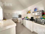 CASA AMUEBLADA DE 2 PLANTAS EN RENTA O VENTA EN BARRIO...