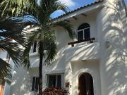 Casa amueblada de 3 recámaras en renta en Mayamar, Playacar