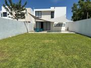 Casa Amueblada de 4 Habitaciones en Temozon norte