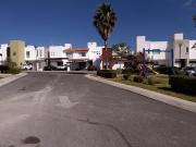 Casa Amueblada de un piso con 2 habitaciones