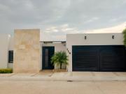 Casa Amueblada De Una Planta En Renta Cañada Del Refugio...