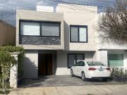 Casa Amueblada en Lagos del Campestre ATR?S DE LAS QUINTAS
