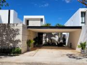 CASA AMUEBLADA EN PRIVADA CON AMENIDADES