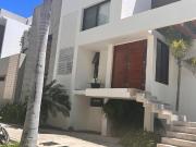Casa amueblada en Puerto Cancun / Fully furnished home...