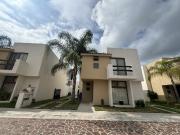 Casa amueblada en Renta