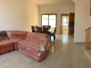 Casa amueblada en renta con acceso controlado en Bosques...