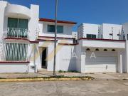 CASA AMUEBLADA EN RENTA EN FRACC PARAISO COATZACOALCOS