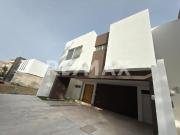 Casa Amueblada en Renta en Fraccionamiento Residencial...