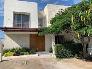 CASA AMUEBLADA EN RENTA EN JURIQUILLA, QUERETARO