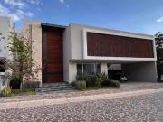 Casa AMUEBLADA en RENTA en La Campiña