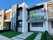 ¡Casa Amueblada en Renta en Privada Jardines de Hacienda!