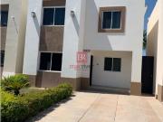 CASA AMUEBLADA EN RENTA EN PUENTE REAL SECCION MARBELLA....