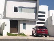 Casa AMUEBLADA en rentan en Real de Juriquilla, Qro