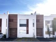 CASA AMUEBLADA EN RETA, JURIQUILLA SANTA FE QUERETARO