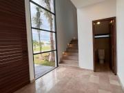 CASA AMUEBLADA EN VENTA CON ALBERCA EN PUNTA TIBURÓN...