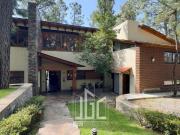 CASA AMUEBLADA EN VENTA EN BOSQUES DE LA CAÑADA TAPALPA