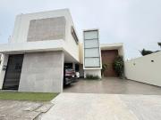 Casa Amueblada en Venta en Fraccionamiento Las Palmas,...