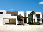 Casa amueblada en venta en La Coruña Residencial...