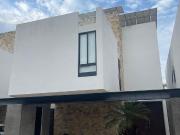 CASA AMUEBLADA EN VENTA EN TEMOZÓN NORTE, MÉRIDA, YUCATÁN