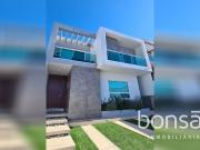 Casa amueblada en VENTA, ubicada en Andarez Residencial