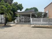 CASA AMUEBLADA O SIN AMUEBLAR EN RENTA EN COL JARDINES