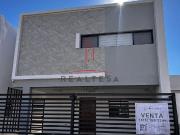 Casa Amueblada Venta Chihuahua Norte 3,520,000 IREGON R141