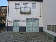 Casa Antiga Antiga com lagares e pequena casa de habitação